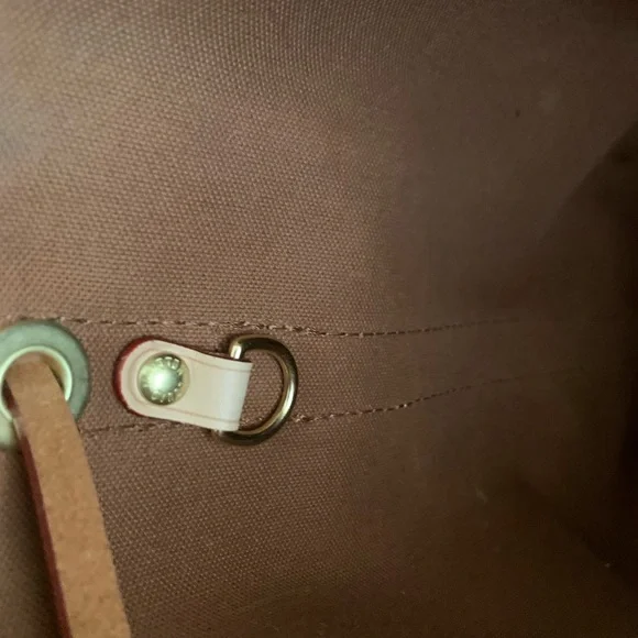 Louis Vuitton Monogram Noe Shoulder Bag - Picture 11 of 16